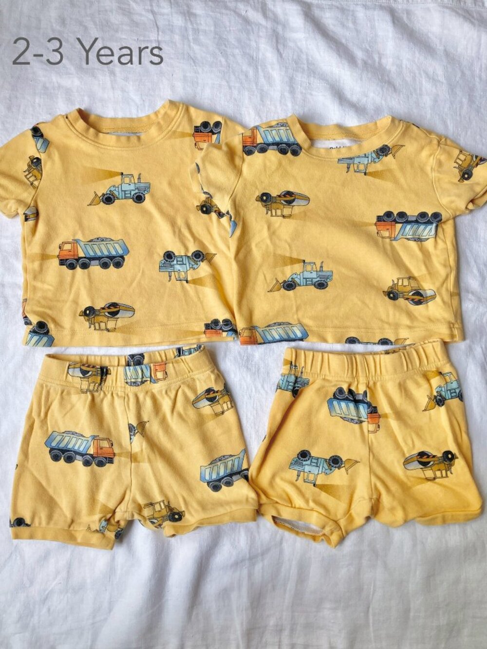 🪴5/$30 Pekkle 2-3 Years Toddler Construction Vehicles Yellow Pajamas Set Summer